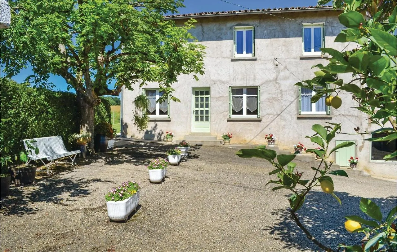 Holiday home Beautiful Home In Durfort Capelette With Kitchen